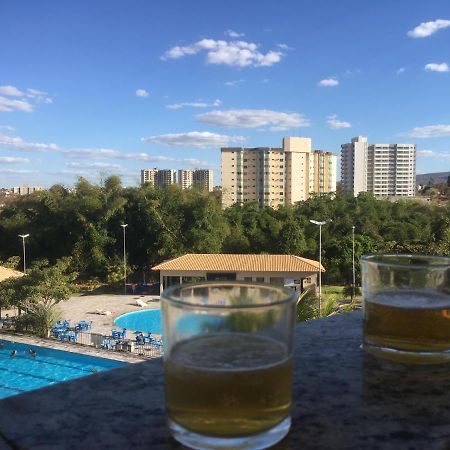 Hotel Golden Dolphin Com Cafe Da Manha! Piscinas 24H Caldas Novas Ngoại thất bức ảnh