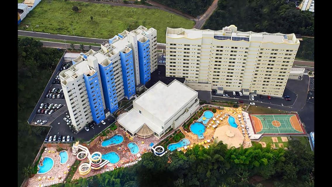 Hotel Golden Dolphin Com Cafe Da Manha! Piscinas 24H Caldas Novas Ngoại thất bức ảnh