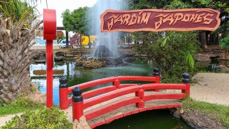 Hotel Golden Dolphin Com Cafe Da Manha! Piscinas 24H Caldas Novas Ngoại thất bức ảnh