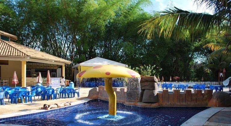 Hotel Golden Dolphin Com Cafe Da Manha! Piscinas 24H Caldas Novas Ngoại thất bức ảnh