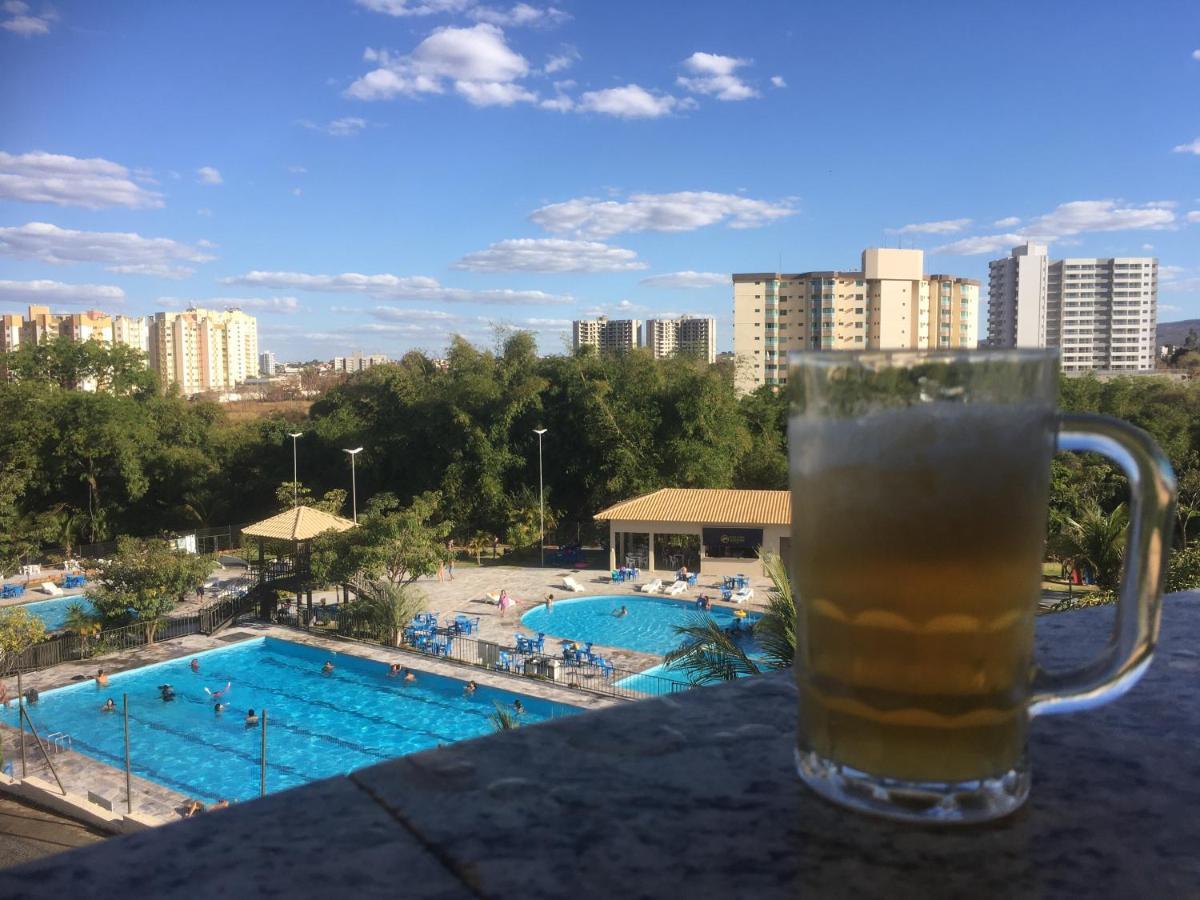Hotel Golden Dolphin Com Cafe Da Manha! Piscinas 24H Caldas Novas Ngoại thất bức ảnh